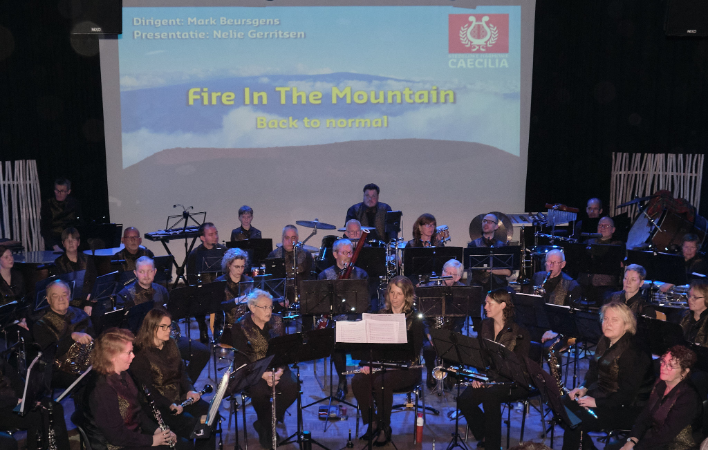 2022 Concert Fire In The Mountain 01